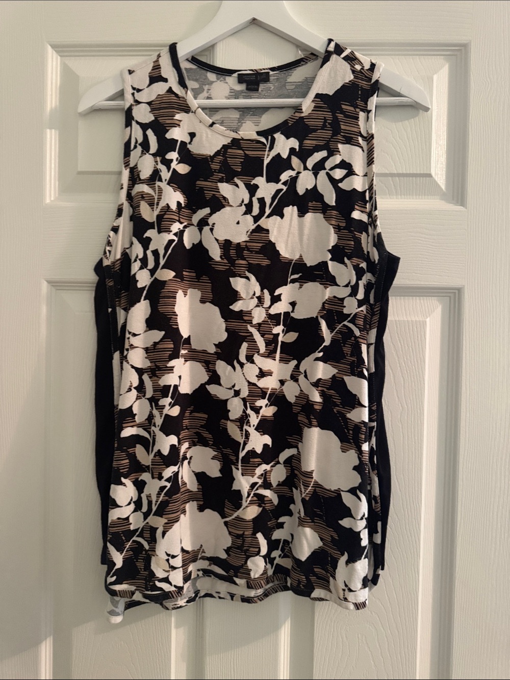 J. Jill Black White Brown Floral Shell Top